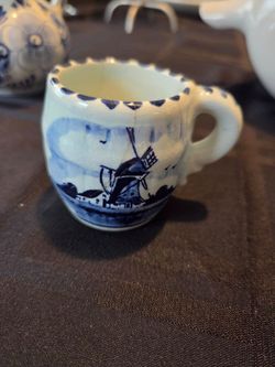 Delft Holland china tea cup