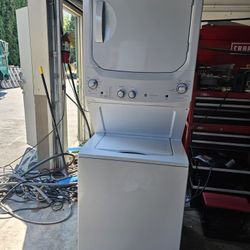 GE 24 Inches  Laundry Unit