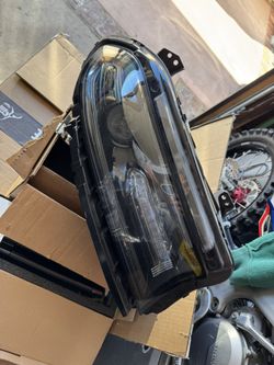 Dodge Charger Passanger Side Light Housing
