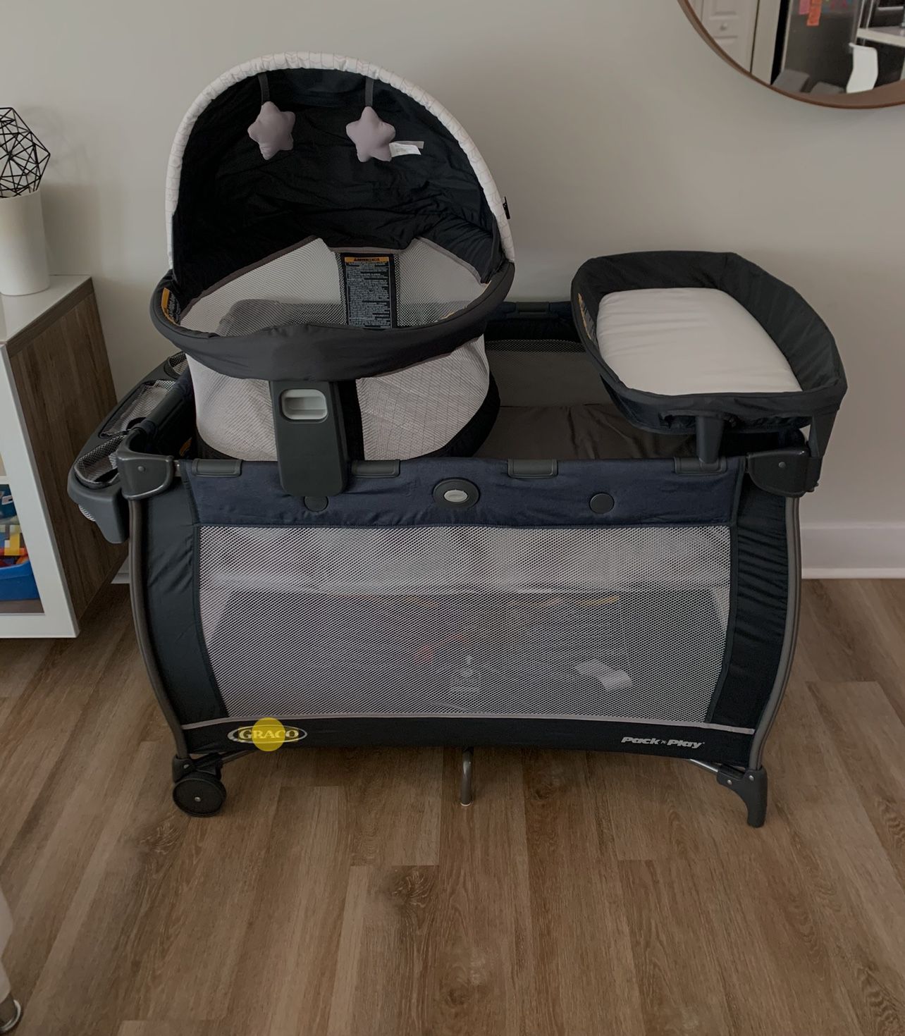 Graco Portable Baby Crib