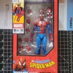 Mafex Spider Man No. 185 (Brand New)