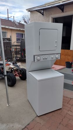 24 inch wede stackable electric ⚡ 220 volts
