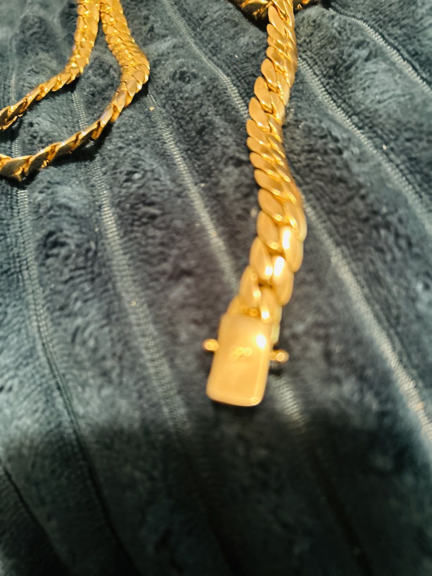 14 K Gold Necklace 30 Inch