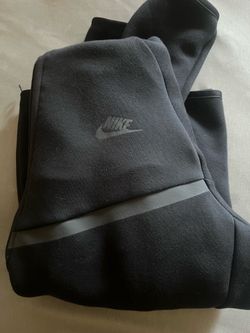 Nike tech