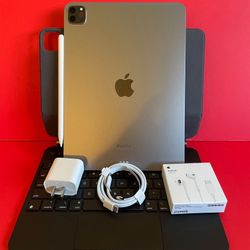 128GB Apple IPad Pro 11” 4th Generation (2022 Model / M2 chip ) with Keyboard, pen & Accessories (512GB $850) 
