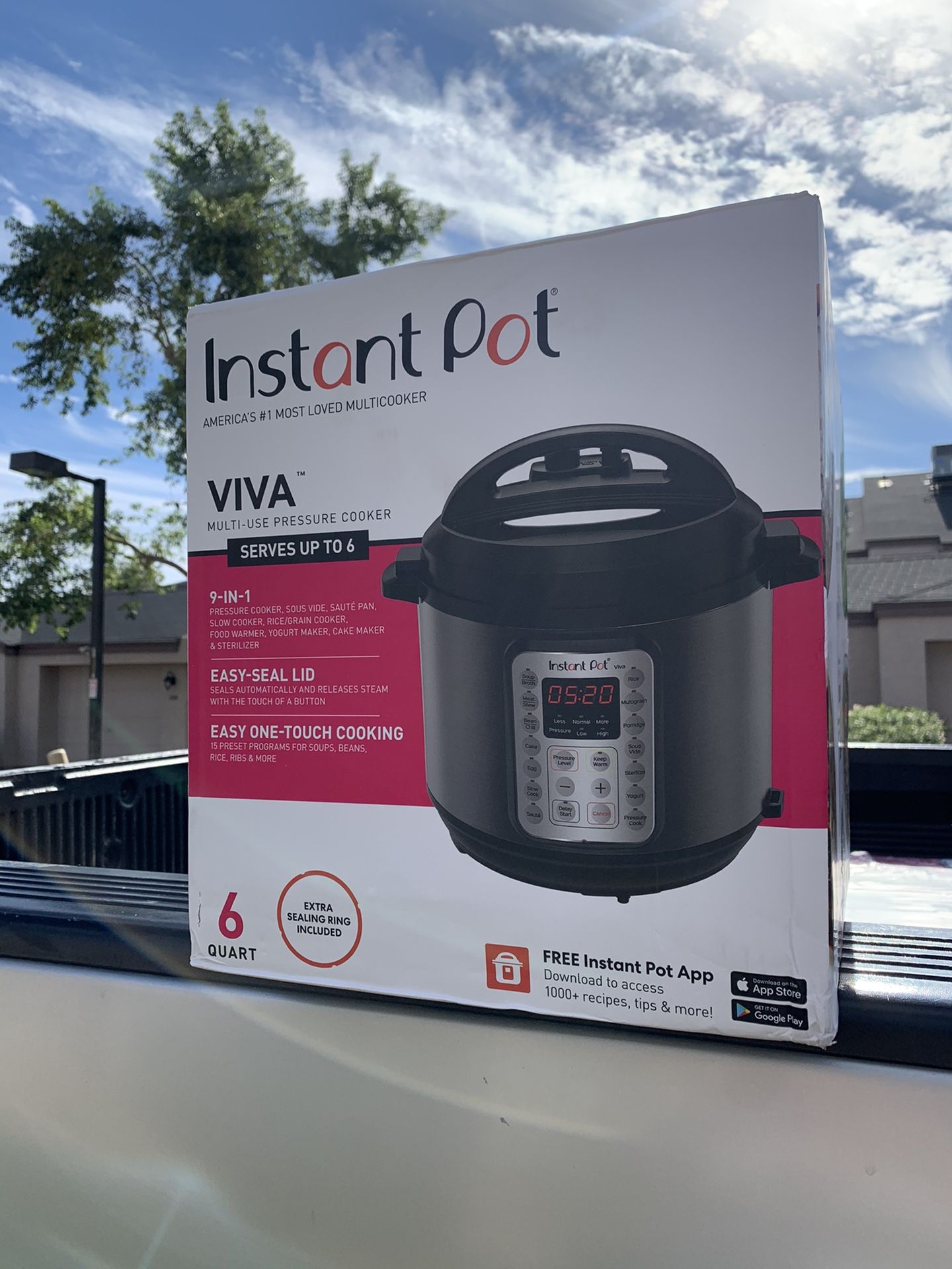 Brand NEW in box never used Instant Pot Viva