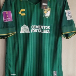 Charly Pirma Puma Mens Monterrey Leon Necaxa Jerseys  Size Médium Large XL No Trade 