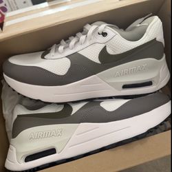 Size 10 And 11.5 Nike Air Max SYSTEM Men's Sneaker White DV7587-100 Casual Shoes Sneakers NEW