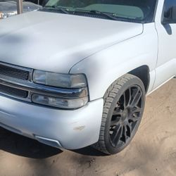 2002 Chevy Tahoe 5.3 L