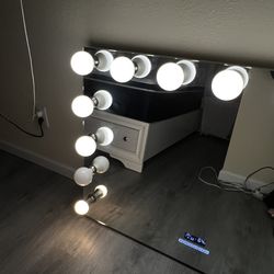 Impression Vanity Mirror