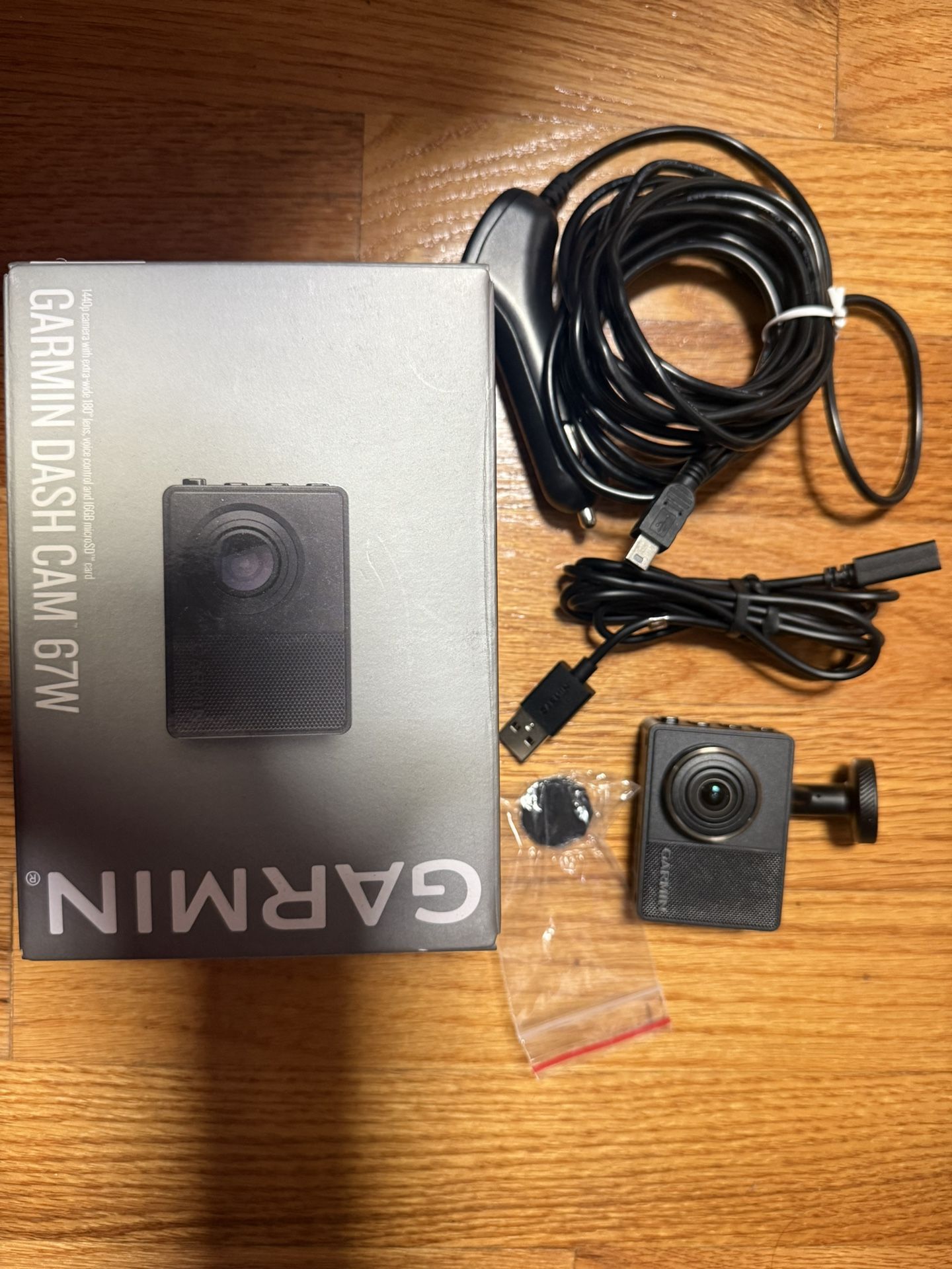 Garmin Dash Cam 67W