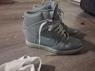 Nike womens dunk sky high