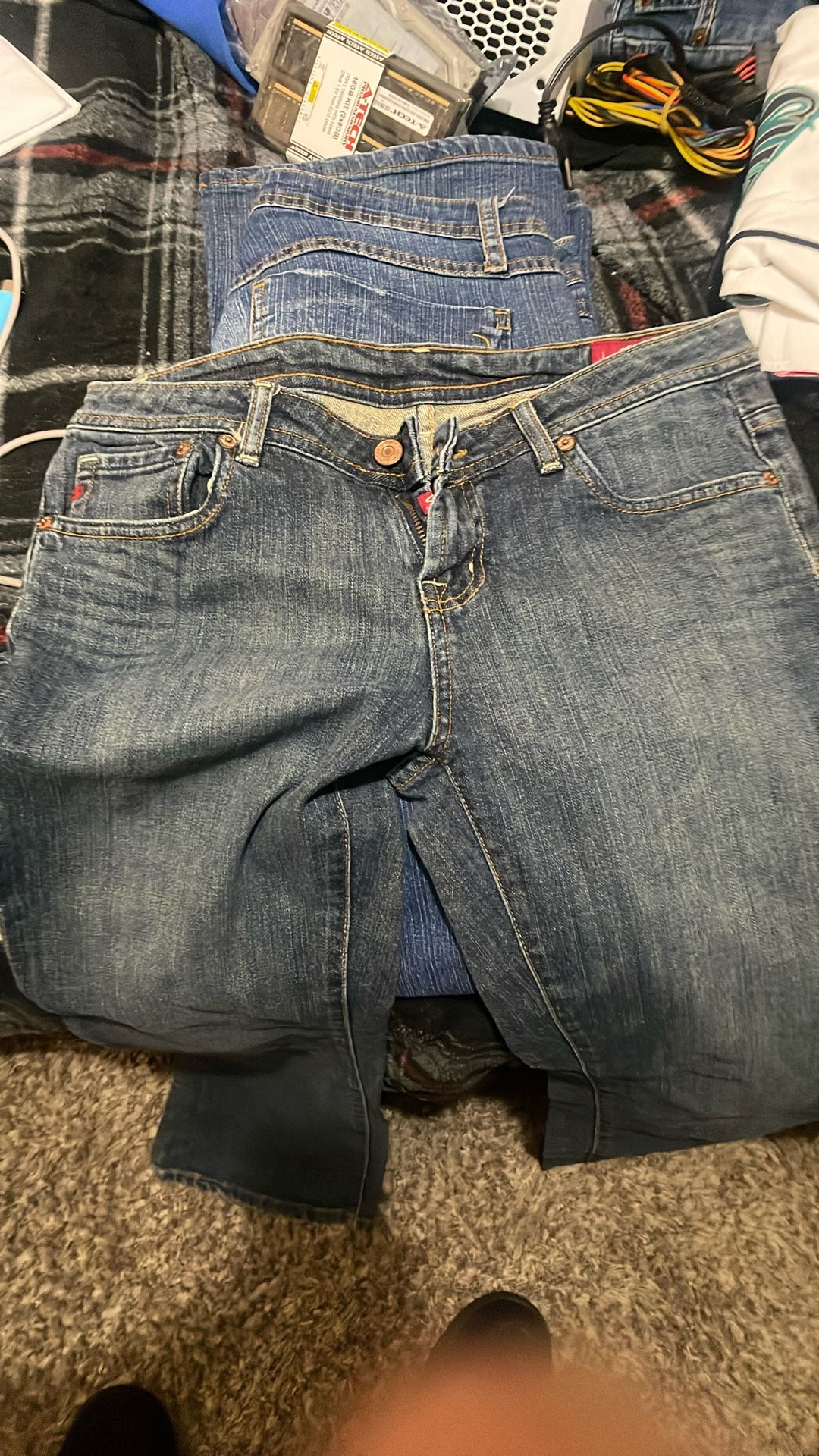 Seven Jeans