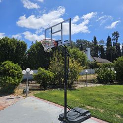 Portable And Adjustable Basketball Hoop