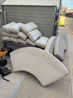 A Lot of Nice Patio Chair Cushions