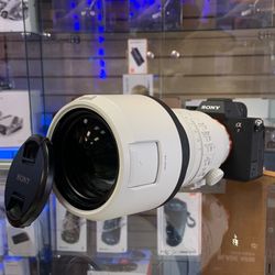Sony A7IV Camera With 70-200mm FE 2.8 GM OSS II Lens