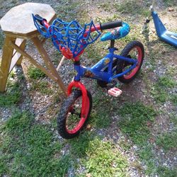 12 " Wheel Superman Bike. 20
