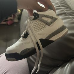 Jordan Retro 4 Kids 