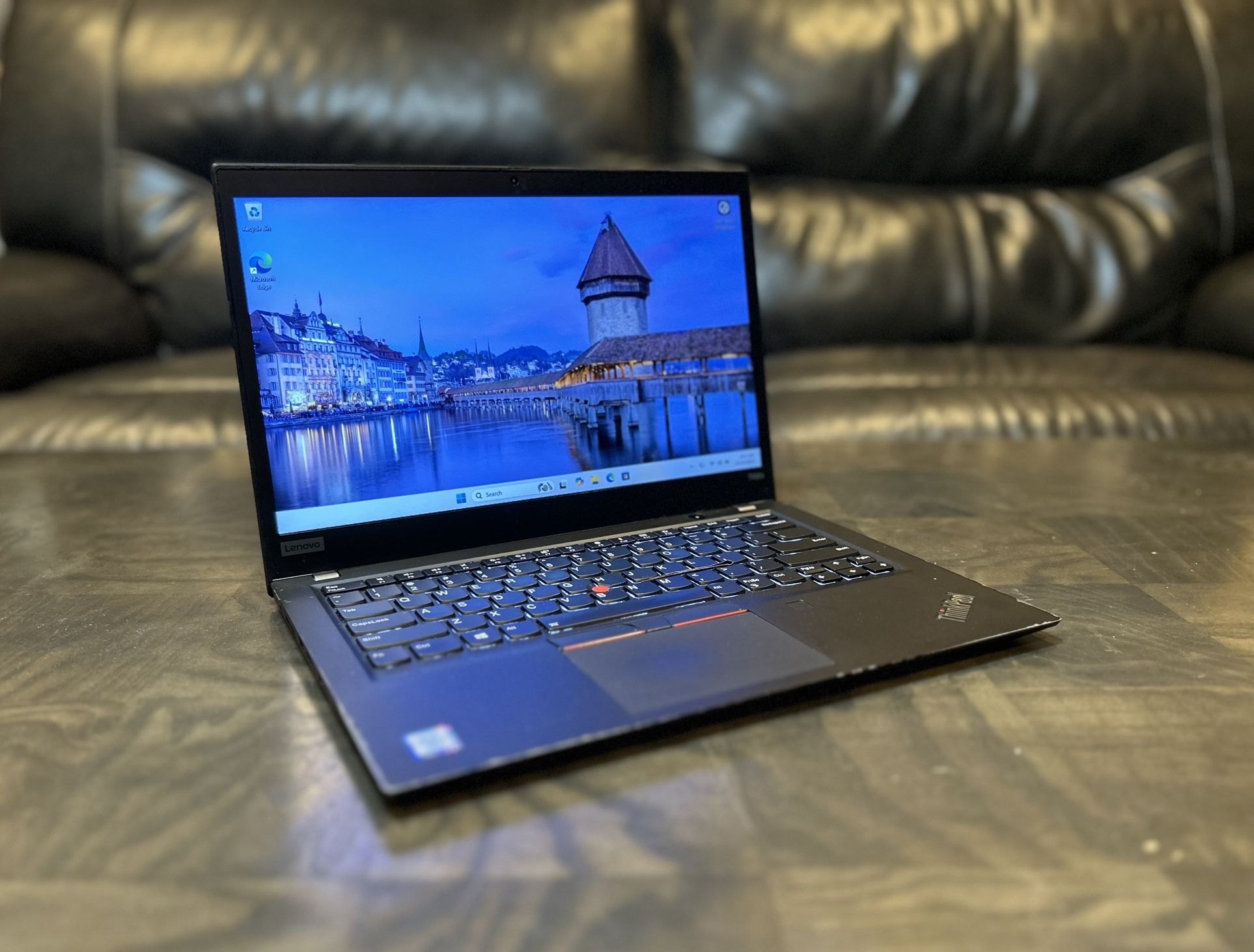 Business grade Lenovo ThinkPad T490s 14” inches Core i7 8th gen 8GB RAM 256GB SSD HDMI Full HD 1080p Windows 11  laptop computer