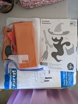 Free pumpkin carving stuff, planter pot stuff
