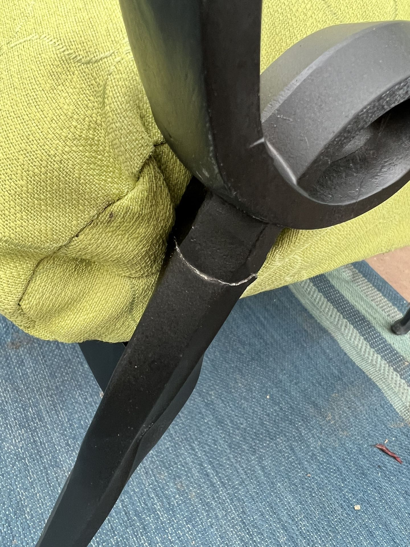 Patio Furniture Set 4 Pieces (aluminum) for Sale in Escondido, CA OfferUp