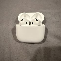 AirPod 4s 