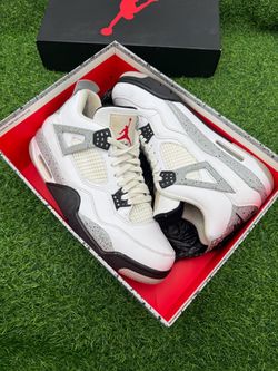 Jordan 4 “White Cement” Size 11.5