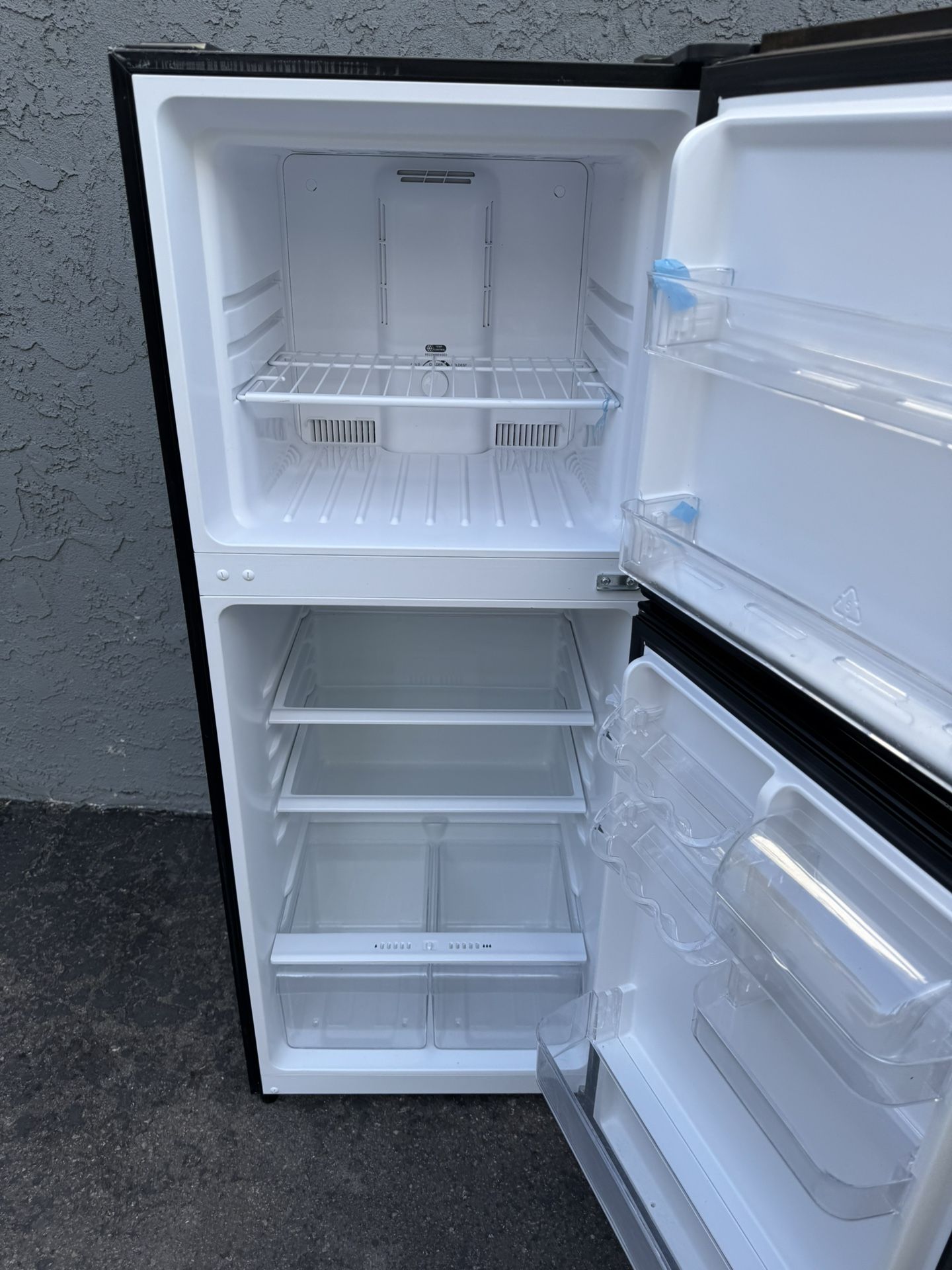 10 Cu Mini Fridge Refrigerator With Freezer Works 100% Free Local Delivery/30 Day Warranty