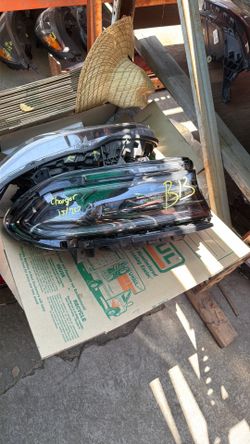 Charger headlight 2015 202