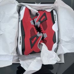Air Jordan 4 Toro 2026 SZ 12, 11