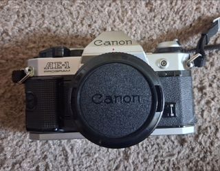 CANON AE-1 PROGRAM IN EXCELLENT CONDITION.  $165  OR  BEST OFFER