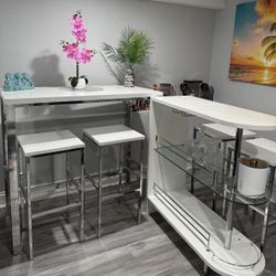 White Bar & Matching Table And Stool Set 