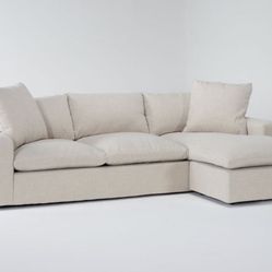 Living Spaces Shuffle 108” Sofa With Reversible Chaise 