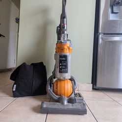 Dyson DC25 Yellow Ball