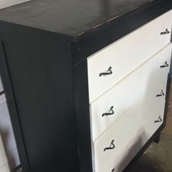 Cajones , Dresser 4 Drawers 