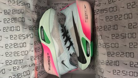 Brand New Nike Alpha Fly 3