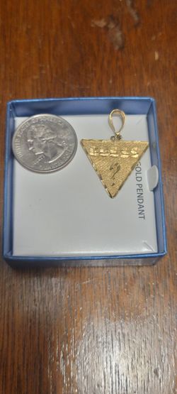 10k yellow gold Pendant