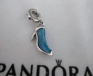 Pandora × Disney Cinderella Blue Glass Slipper Dangle Charm 791470CFL