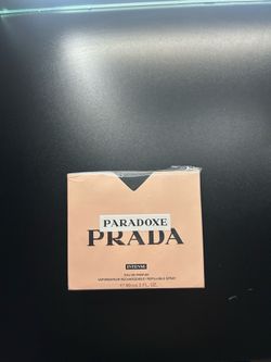 Prada Paradoxe