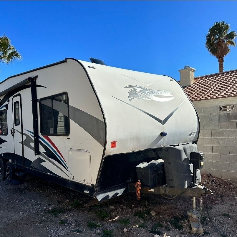 2016 Pacifica Toy Hauler