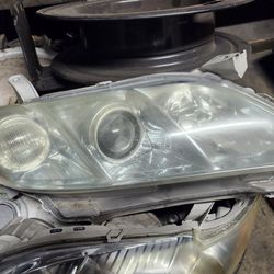 Toyota Camry Headlights 