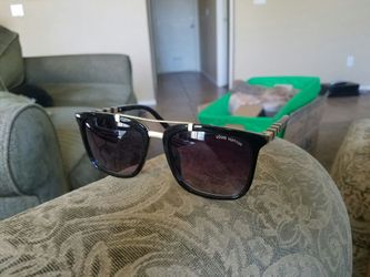 Louis Vuitton Rainbow Square Sunglasses for Sale in Johnstown, CO - OfferUp