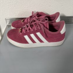 Kids Adidas Size 4 Shoe For Girls