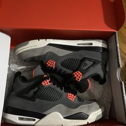 Jordan 4 Inferred 