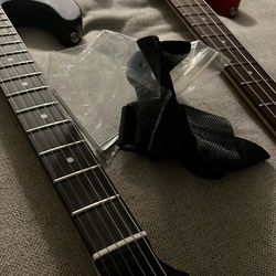 Guitar and bass guitar