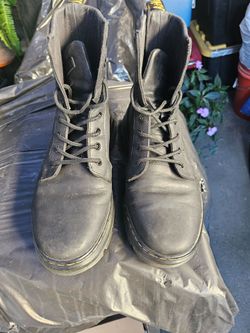 Dr.martens( botas para hombre como nuevas