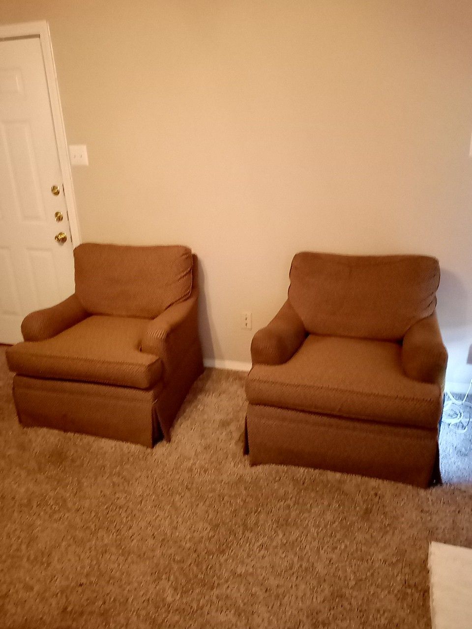 Twin sofa chairs for sale 30$ each