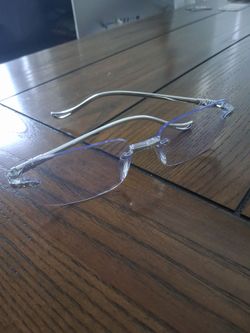 Clear glasses