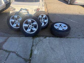 05 Ram Hemi Wheels