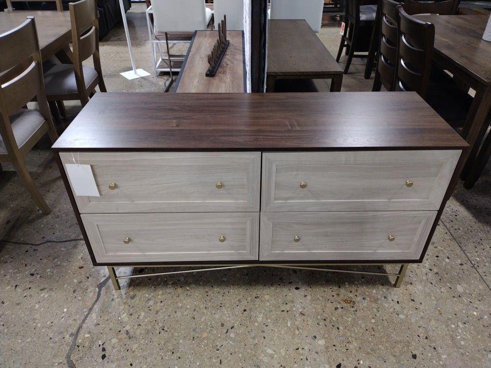 4 Drawer Modern Dresser(New)